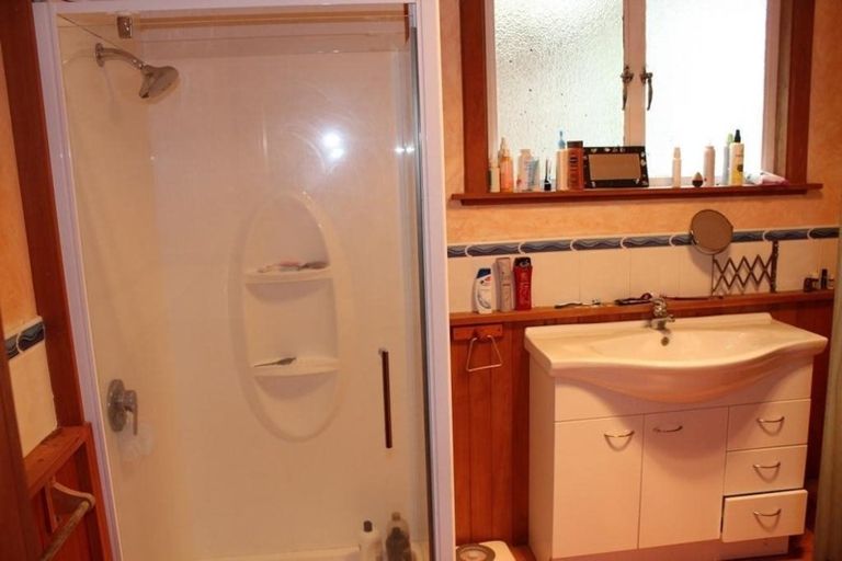 Photo of property in 383 East Takaka Road, East Takaka, Takaka, 7183