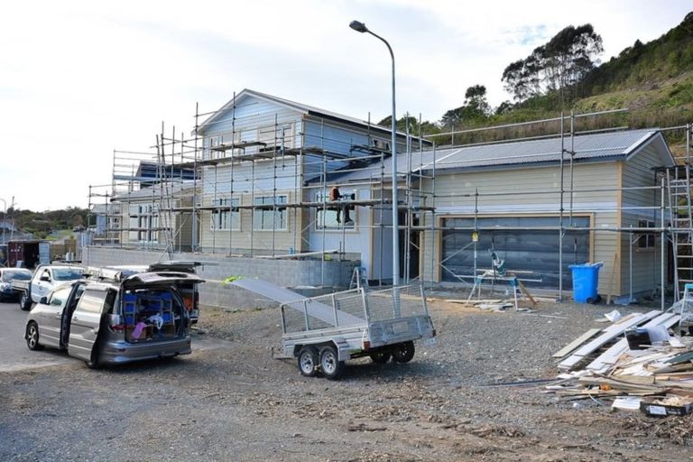 Photo of property in 103 Kakariki Grove, Waikanae, 5036