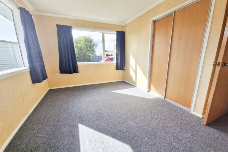 Photo of property in 145 Cunningham Crescent, Grasmere, Invercargill, 9810