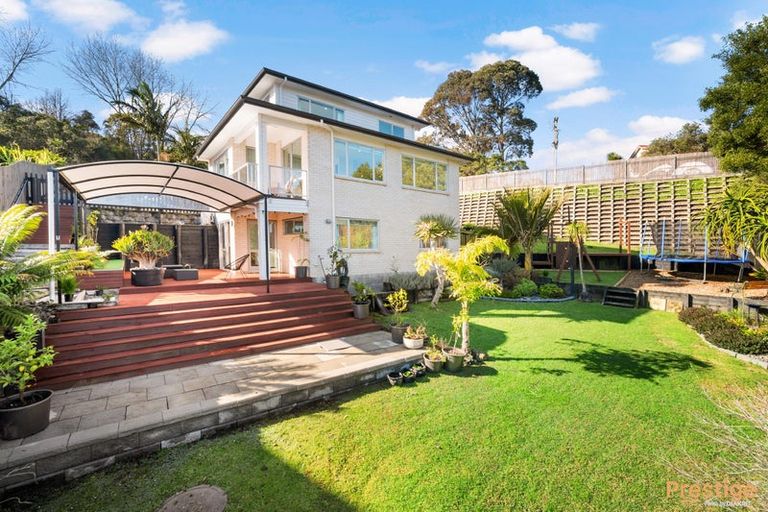 Photo of property in 2 Treetops Way, Bayview, Auckland, 0629