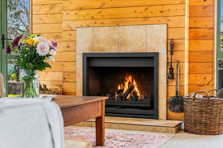 Photo of property in 5 Wenz Bayer Road, Puhoi, Silverdale, 0994
