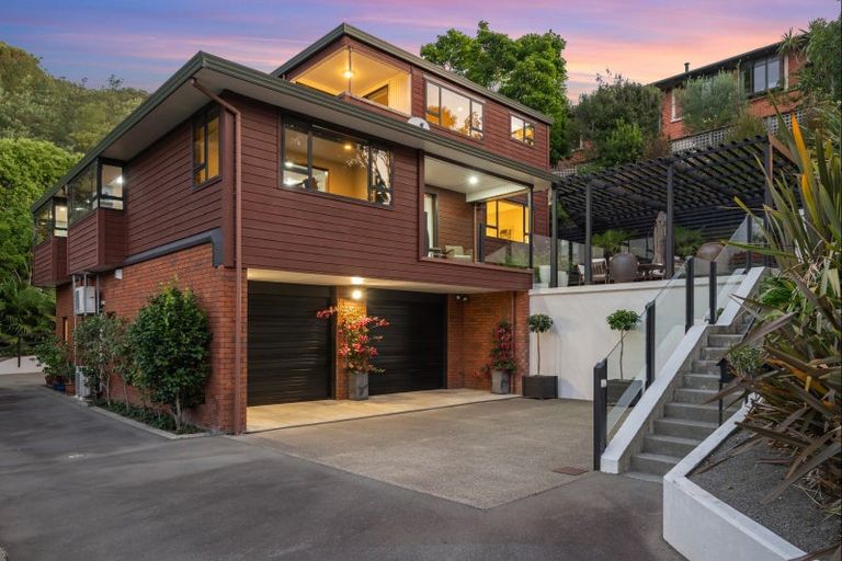 Photo of property in 5 Milton Terrace, Picton, 7220