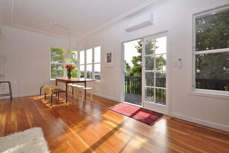 Photo of property in 6a France Street, Waiuku, 2123