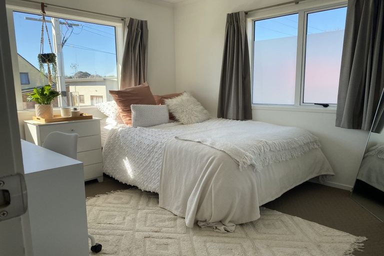 Photo of property in 37 York Street, Waltham, Christchurch, 8023