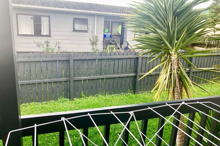 Photo of property in 2/122 Finlayson Avenue, Clendon Park, Auckland, 2103