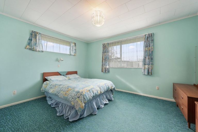 Photo of property in 13 Dakota Grove, Totara Park, Upper Hutt, 5018