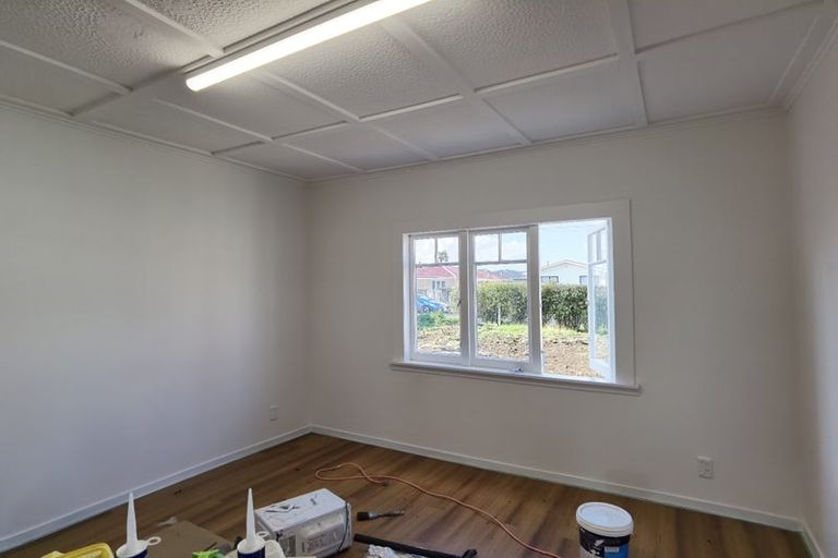 Photo of property in 1 Valentine Street, Papakura, 2110