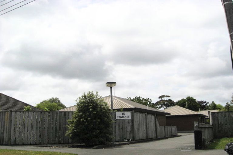 Photo of property in 14 Bateman Avenue, Bryndwr, Christchurch, 8053
