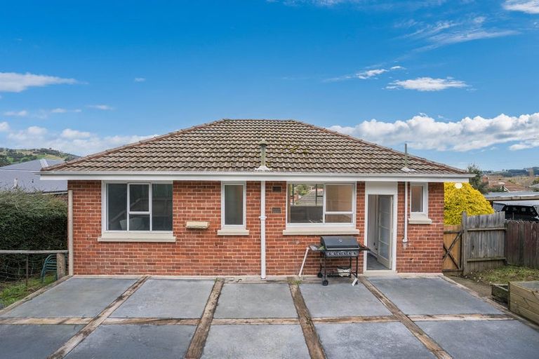 Photo of property in 301 Main South Road, Green Island, Dunedin, 9018