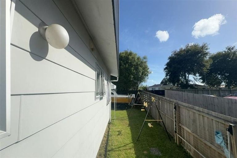 Photo of property in 103 Flat Bush Road, Clover Park, Auckland, 2023