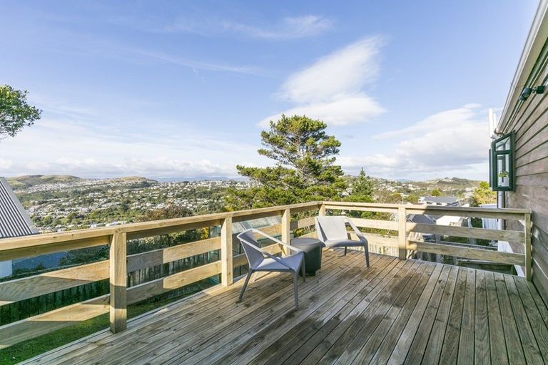 Photo of property in 10 Peter Button Place, Johnsonville, Wellington, 6037