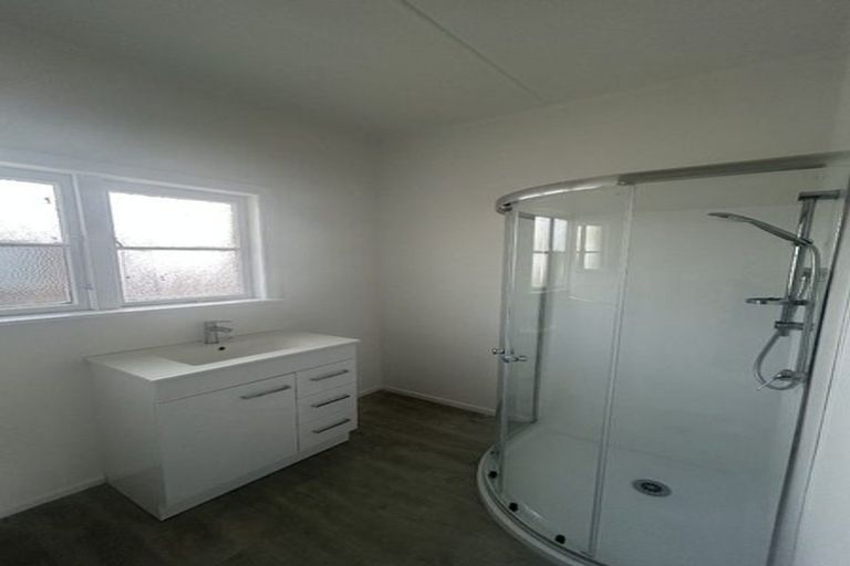 Photo of property in 1/43 Vine Street, Mangere East, Auckland, 2024