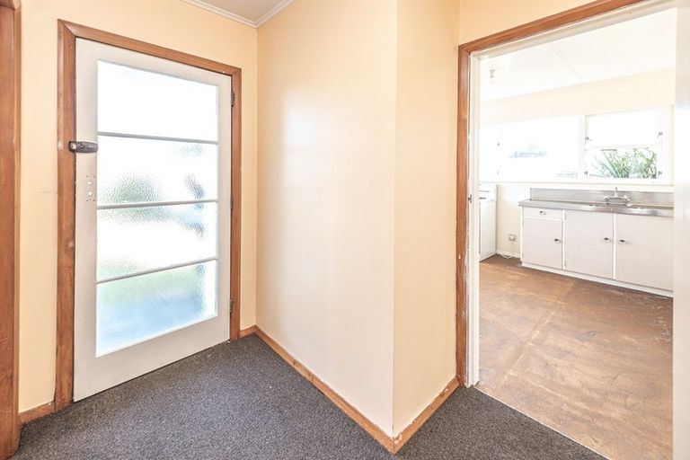 Photo of property in 7 Cornfoot Street, Castlecliff, Whanganui, 4501