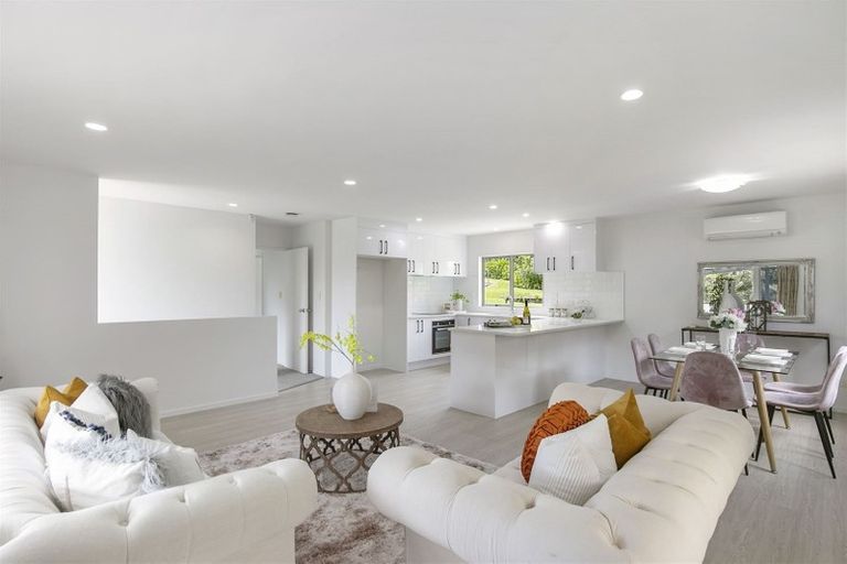 Photo of property in 20a Ludlow Terrace, Totara Vale, Auckland, 0627