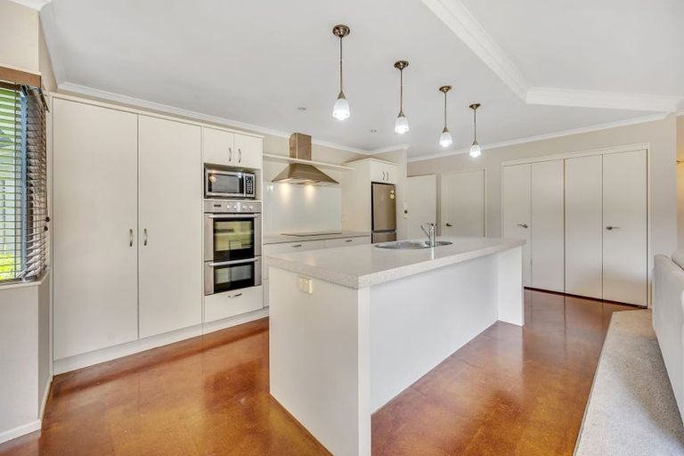 Photo of property in 90 Russell Robertson Drive, Havelock North, 4130