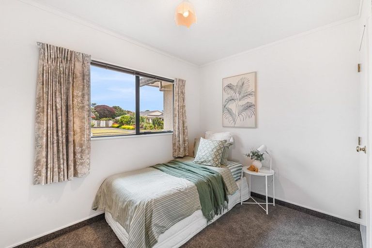 Photo of property in 67 Cedar Drive, Paraparaumu Beach, Paraparaumu, 5032