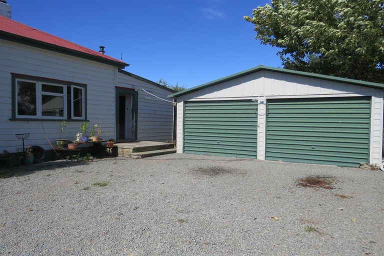 Photo of property in 9 Queen Street, Albury, Cave, 7984