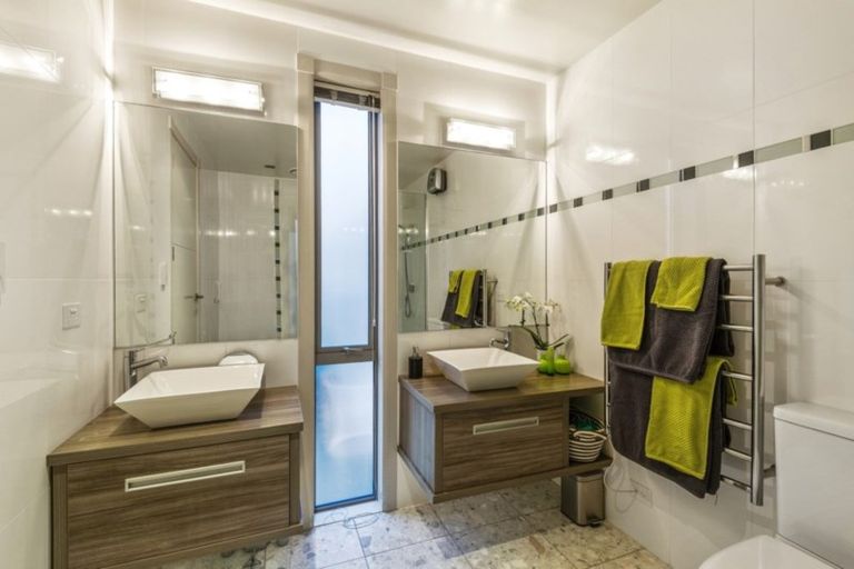 Photo of property in 108a Rossall Street, Merivale, Christchurch, 8014