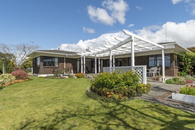 Photo of property in 63 Links View Drive, Omokoroa, 3114
