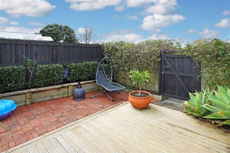Photo of property in 36 Dublin Street, Pukekohe, 2120