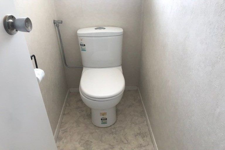 Photo of property in 1/1 Wycherley Drive, Bucklands Beach, Auckland, 2014