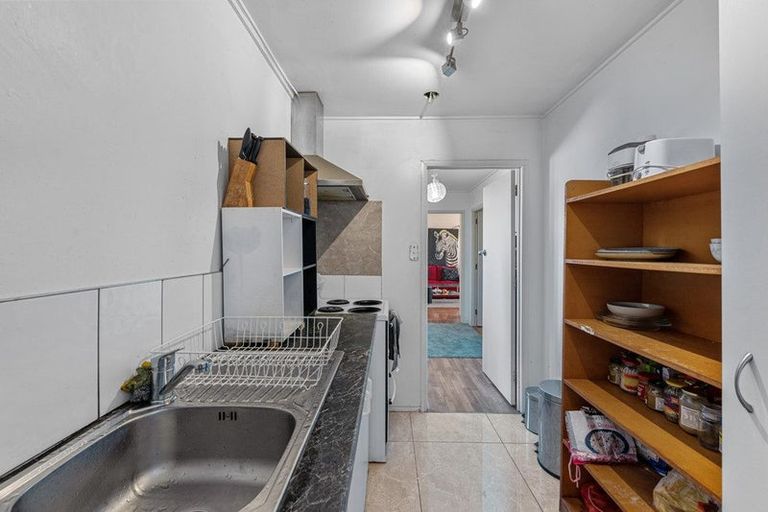 Photo of property in 70 Melrose Road, Mount Roskill, Auckland, 1041