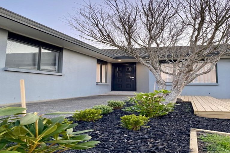 Photo of property in 78 Burswood Drive, Burswood, Auckland, 2013