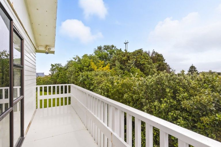 Photo of property in 5 Norna Grove, Waikawa Beach, Manakau, 5573