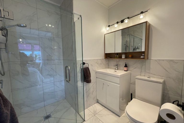 Photo of property in 22 Avenue Road, Greenmeadows, Napier, 4112