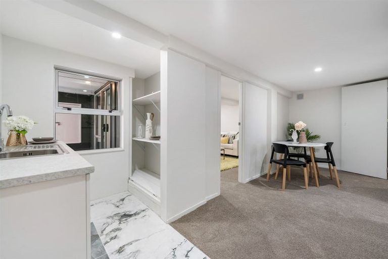 Photo of property in 82b Vodanovich Road, Te Atatu South, Auckland, 0610