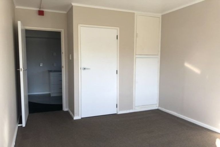 Photo of property in 95 Farmer Crescent, Taita, Lower Hutt, 5011