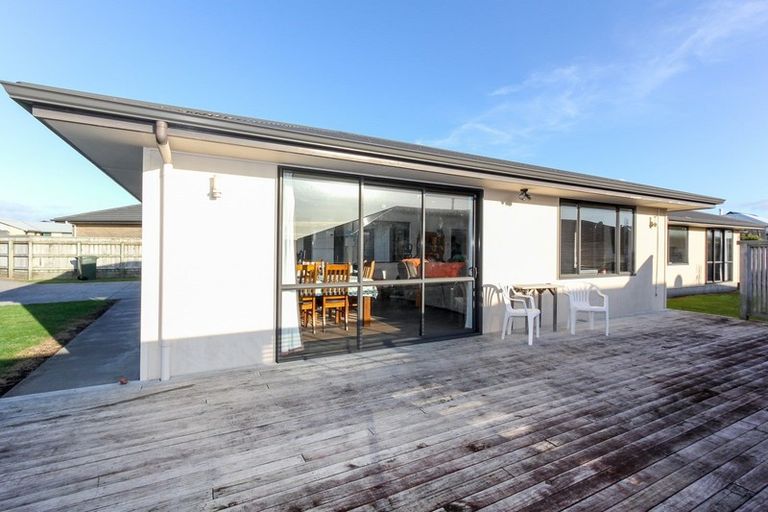 Photo of property in 2a Northpoint Way, Bell Block, New Plymouth, 4312