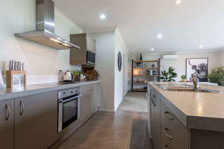 Photo of property in 29a Madison Street, Cambridge, 3434