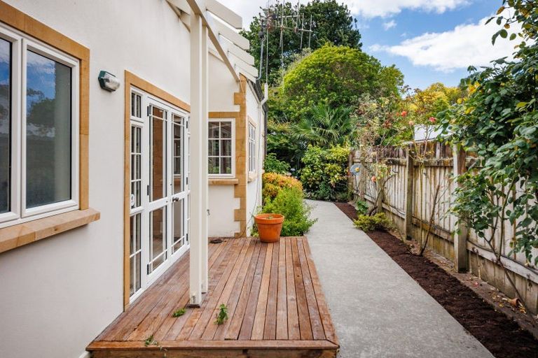 Photo of property in 94a Te Awe Awe Street, Hokowhitu, Palmerston North, 4410