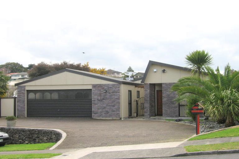 Photo of property in 70 Townhead Crescent, Bethlehem, Tauranga, 3110