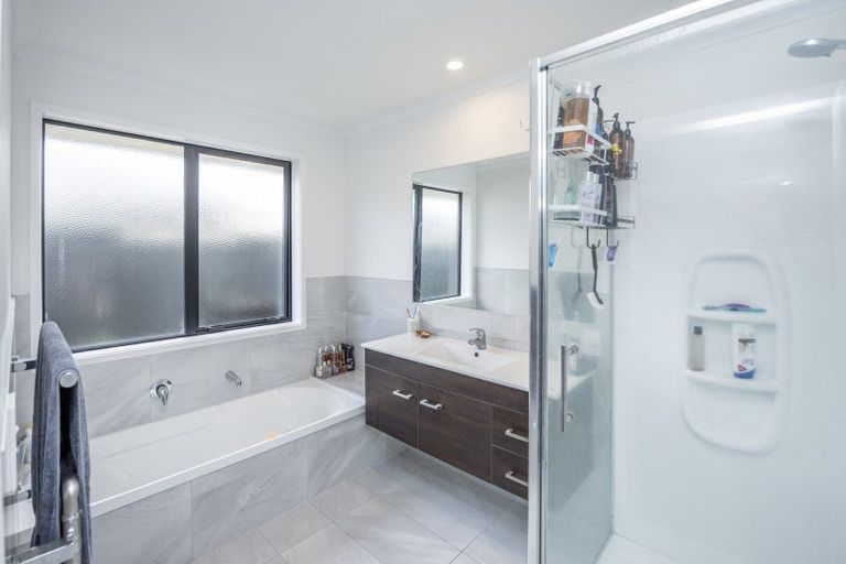 Photo of property in 8 Ladeira Place, Fitzroy, Hamilton, 3206