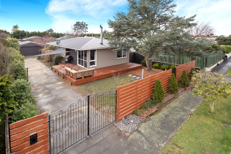 Photo of property in 22 Pegasus Avenue, North New Brighton, Christchurch, 8083