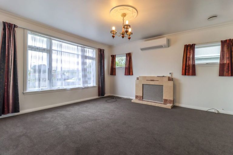 Photo of property in 8 Aberdeen Avenue, Takaro, Palmerston North, 4412