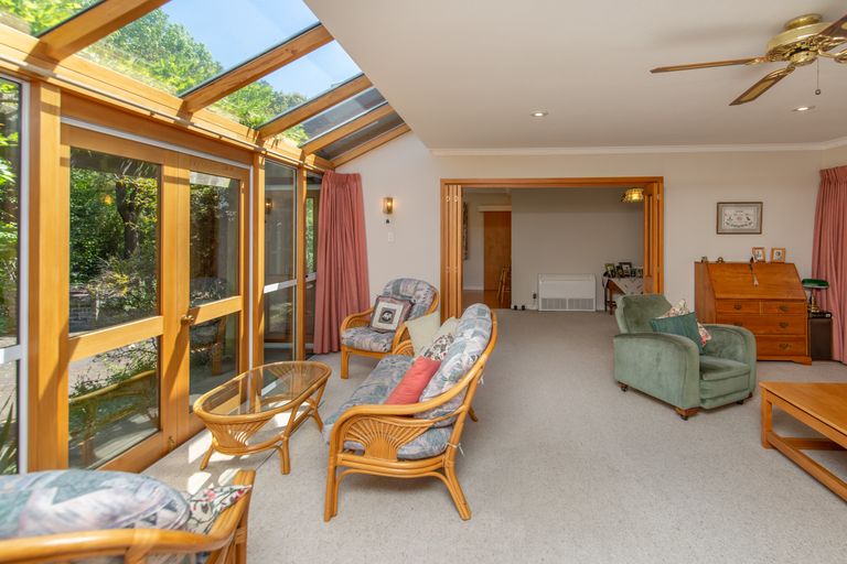 Photo of property in 17 Rountree Street, Upper Riccarton, Christchurch, 8041