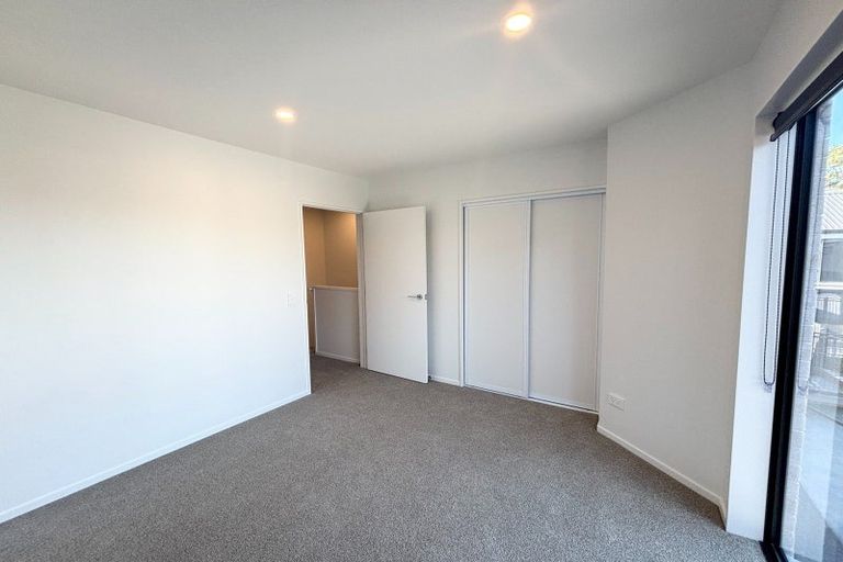 Photo of property in 1/88 Holly Road, St Albans, Christchurch, 8014