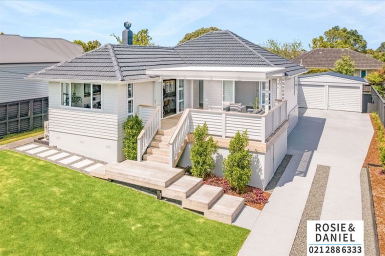 Photo of property in 57 Waipani Road, Te Atatu Peninsula, Auckland, 0610