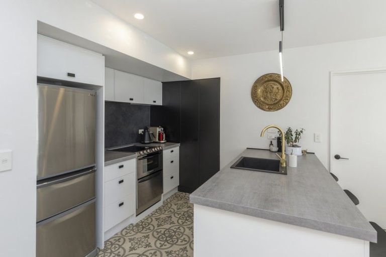 Photo of property in 76 Canon Street, St Albans, Christchurch, 8014