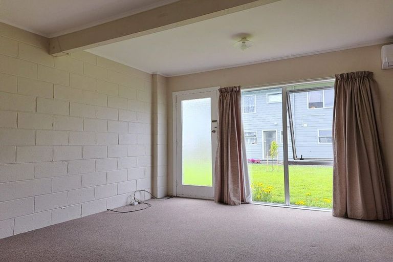 Photo of property in 8/46 King Street, Ebdentown, Upper Hutt, 5018