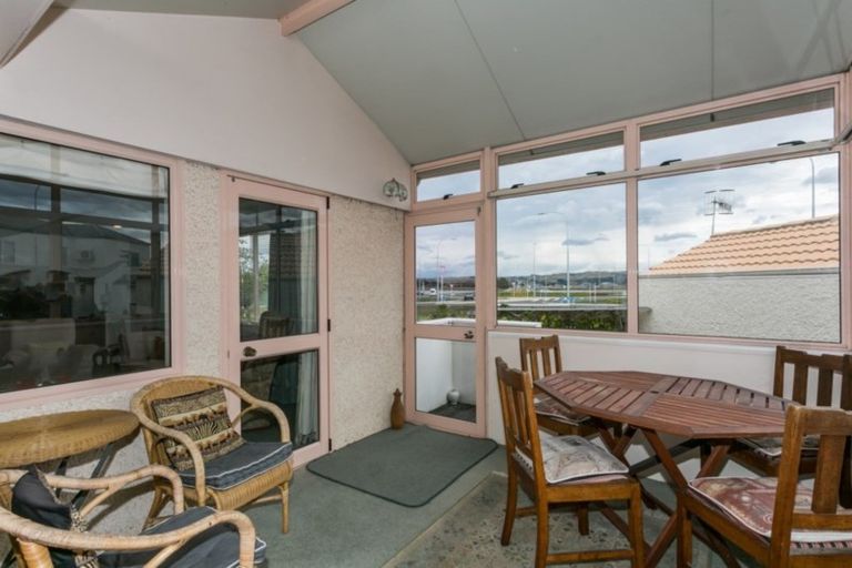 Photo of property in 11/180 Charles Street, Westshore, Napier, 4110