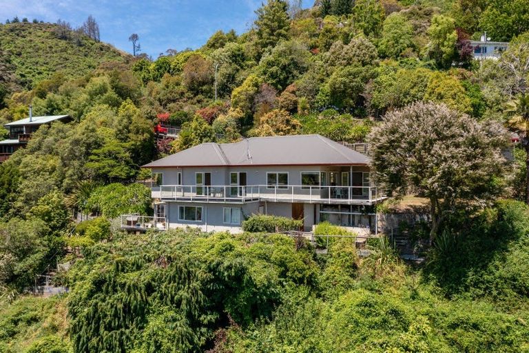 Photo of property in 125 Cleveland Terrace, Maitai, Nelson, 7010
