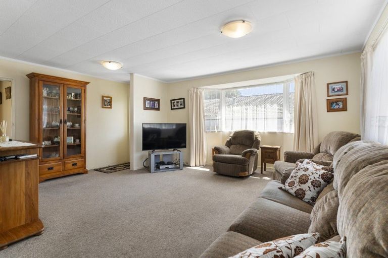 Photo of property in 31 Raukawa Street, Otaki, 5512