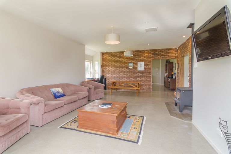 Photo of property in 104c Mannings Road, Carrington, Carterton, 5791