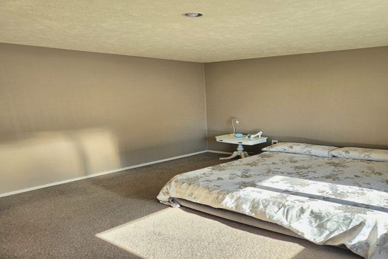 Photo of property in 1/35 Division Street, Riccarton, Christchurch, 8041