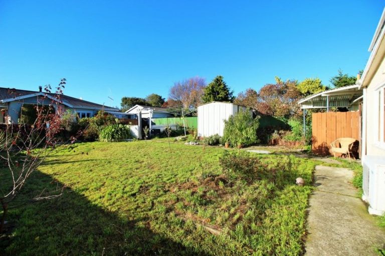 Photo of property in 77 Test Street, South Hill, Oamaru, 9400