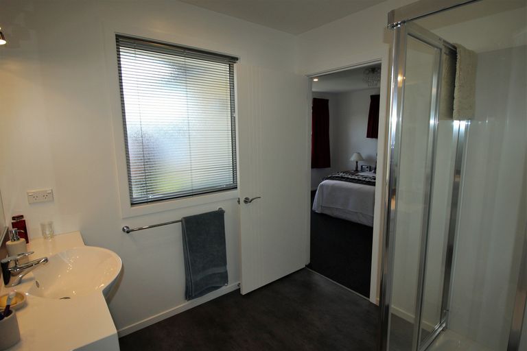 Photo of property in 17 Orchard Drive, Alexandra, 9320